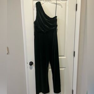 Express Emerald Green One Shoulder Velvet Jumpsuit Women’s Size XL